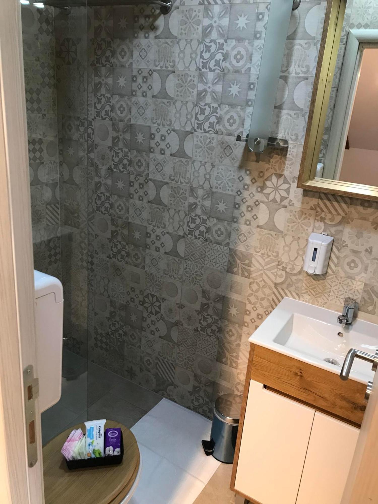 Apartments Pkt Delux Ni المظهر الخارجي الصورة